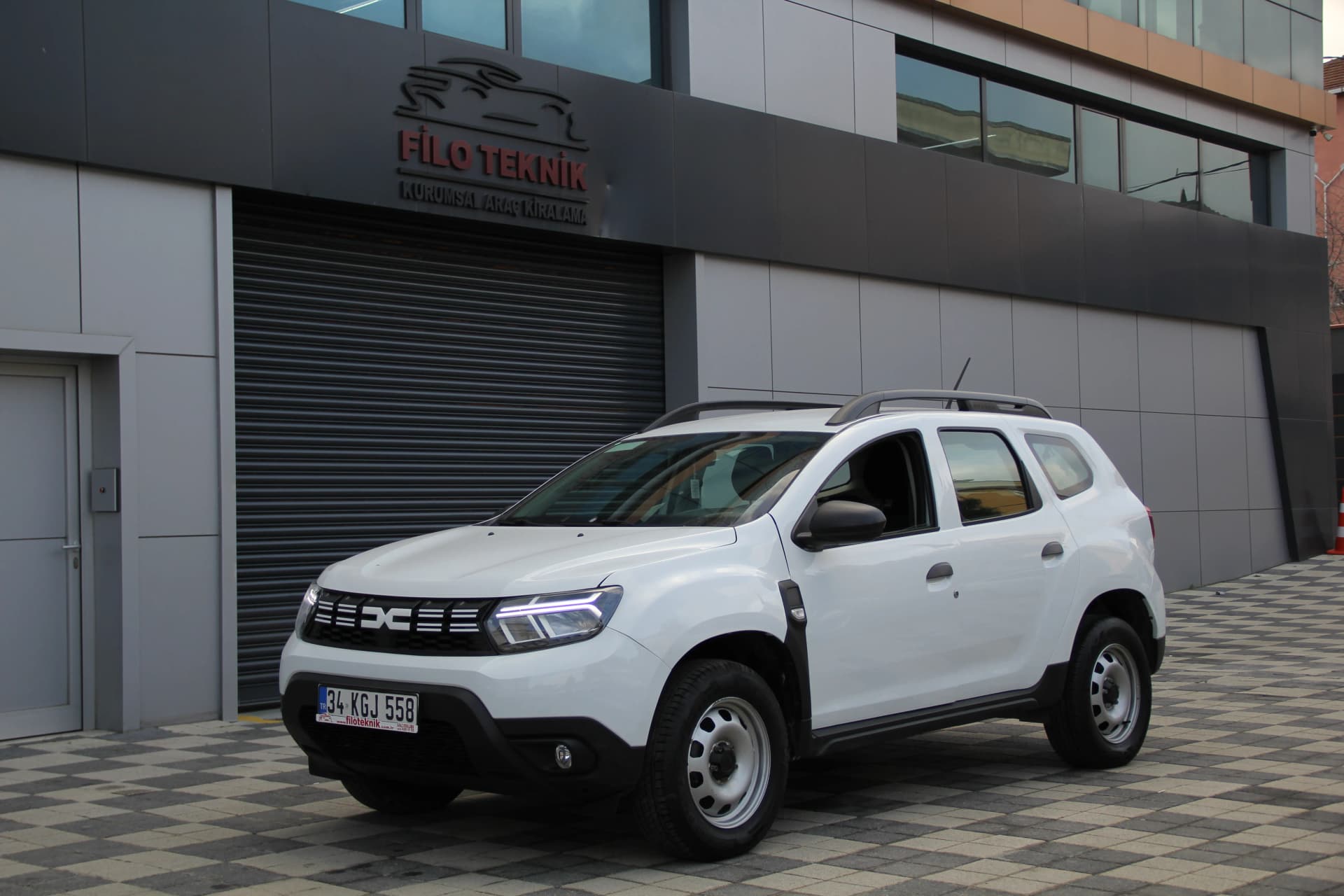 DACIA DUSTER - Gorsel 1