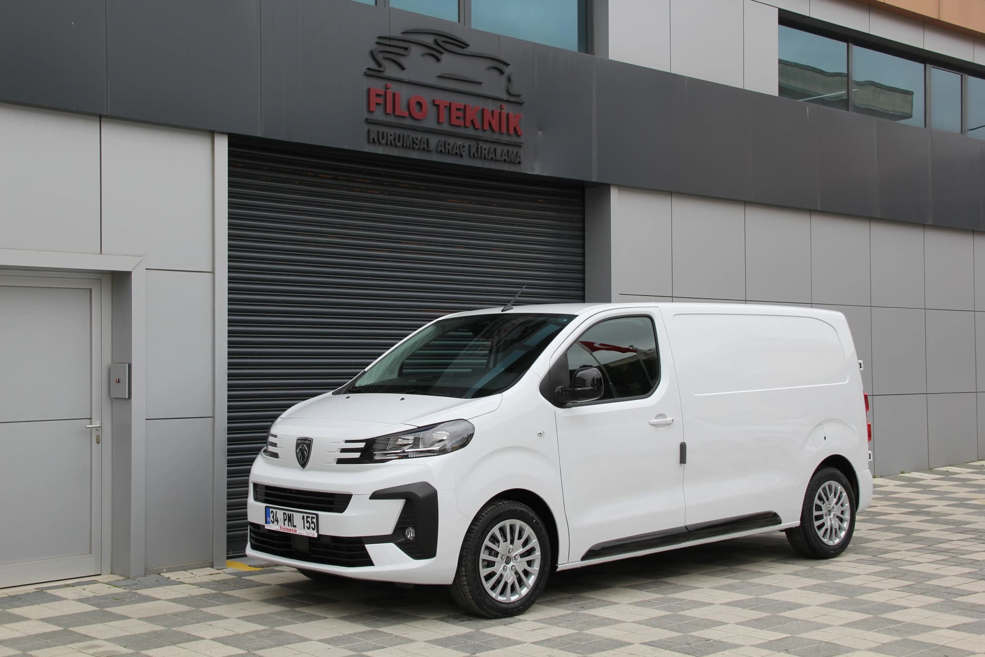 PEUGEOT EXPERT - Gorsel 1