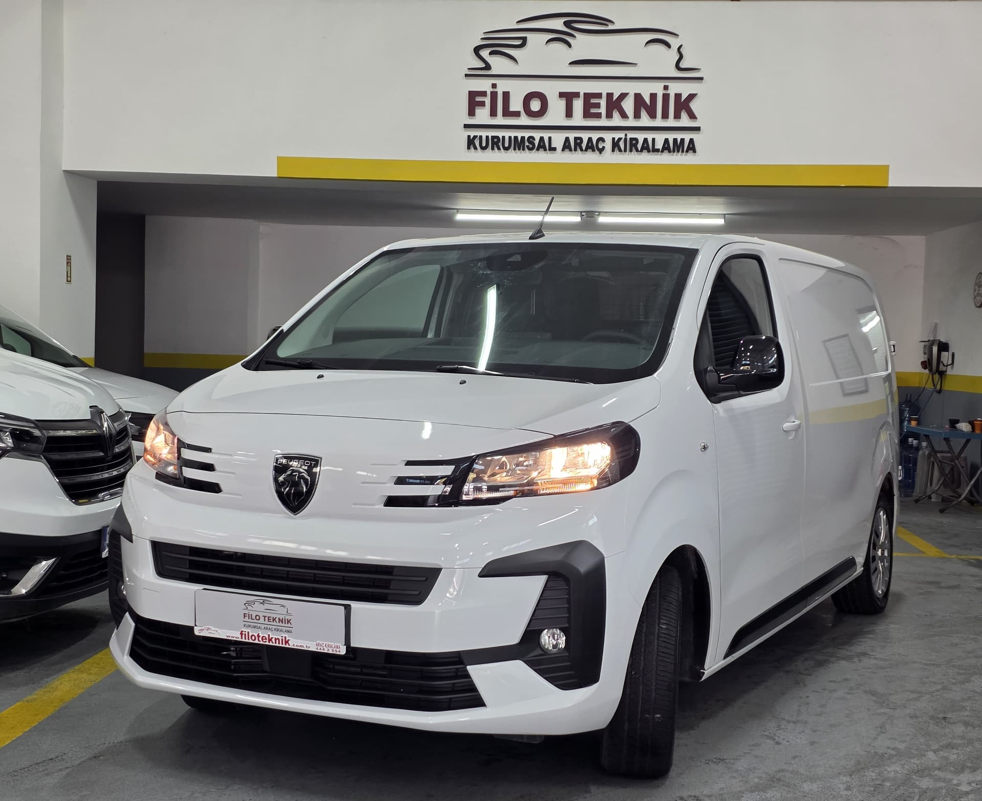 PEUGEOT EXPERT - Gorsel 1