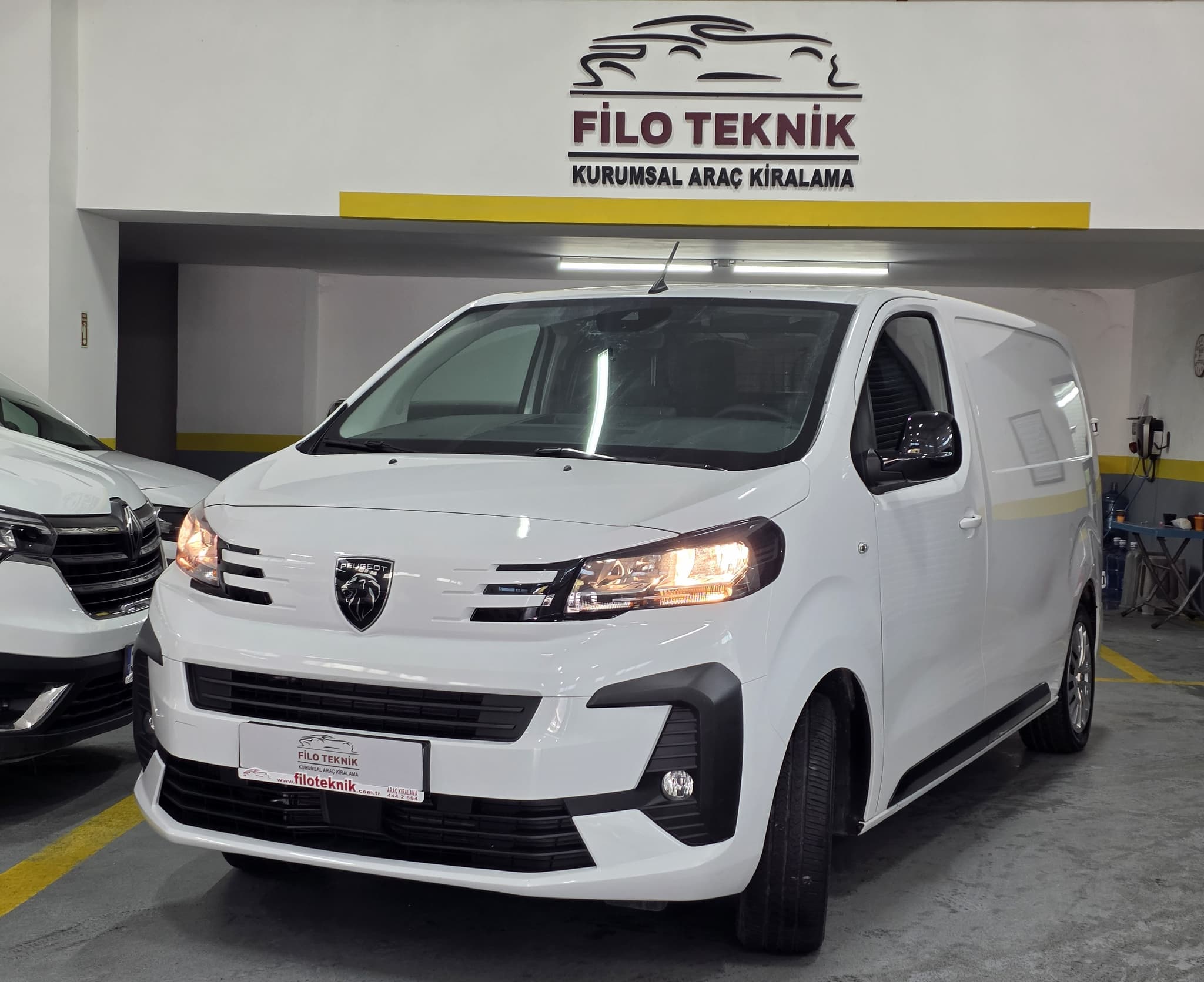 PEUGEOT EXPERT