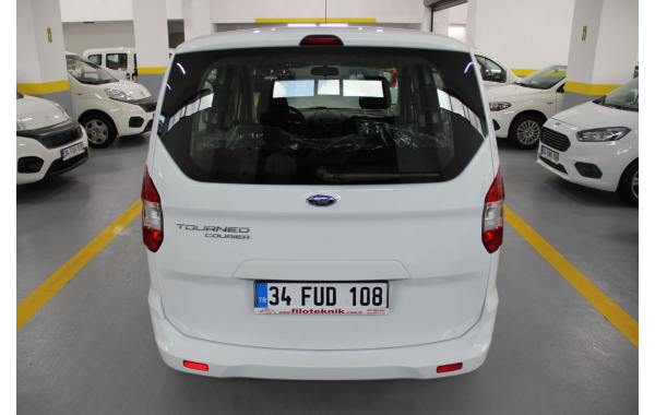 FORD TOURNEO - Thumbnail 2